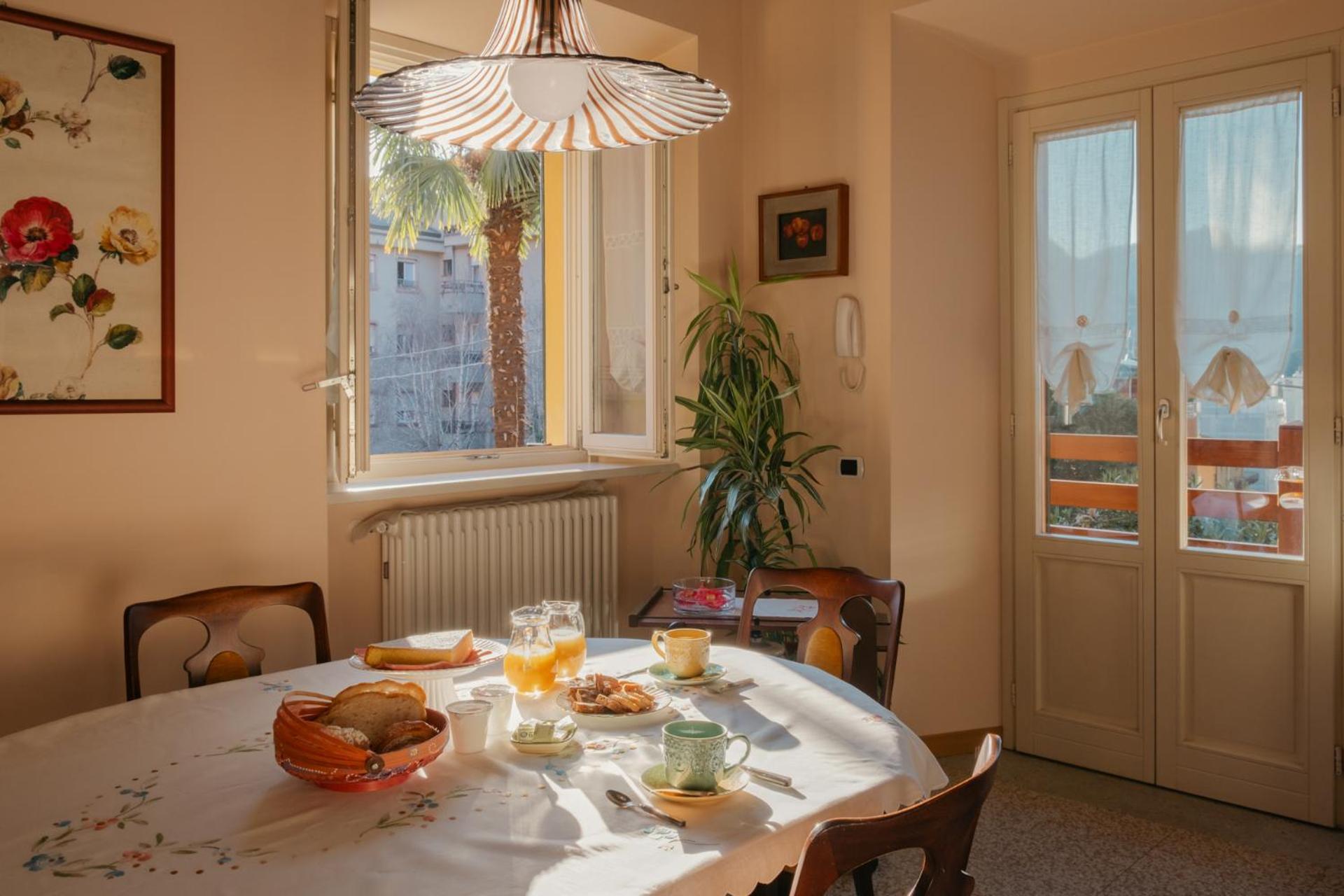 A Casa Di Maria Bed and Breakfast Como Exteriör bild